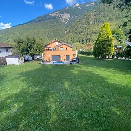 Moderne Avec Terrasse Et Piscine A Chatel Sur * Bex