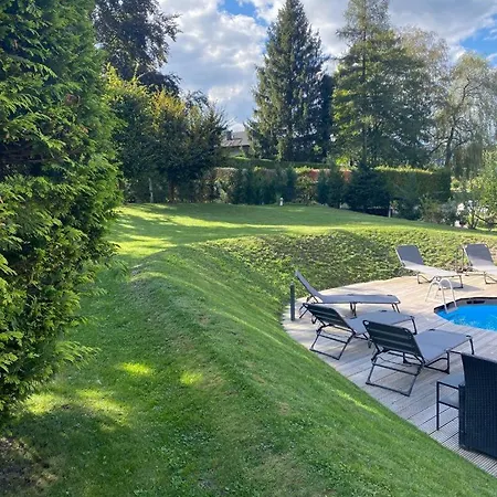 Moderne Avec Terrasse Et Piscine A Chatel Sur Bex