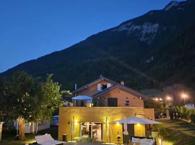 Moderne Avec Terrasse Et Piscine A Chatel Sur