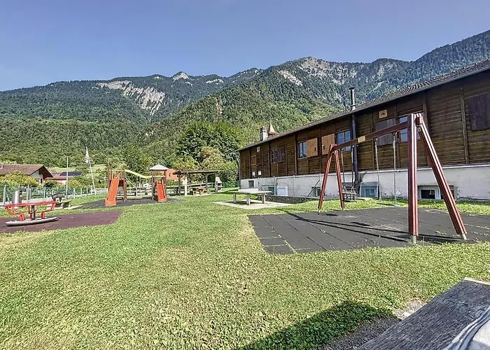 Moderne Avec Terrasse Et Piscine A Chatel Sur