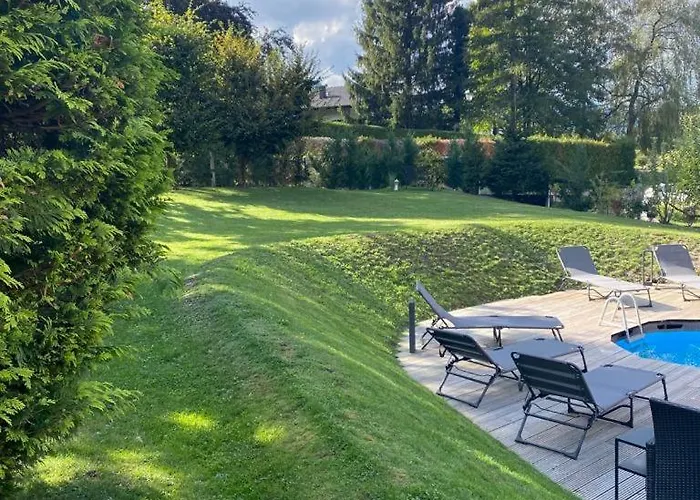 Moderne Avec Terrasse Et Piscine A Chatel Sur Bex