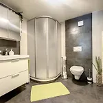 アパート Moderne Avec Terrasse Et Piscine A Chatel Sur
