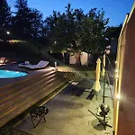 Moderne Avec Terrasse Et Piscine A Chatel Sur *