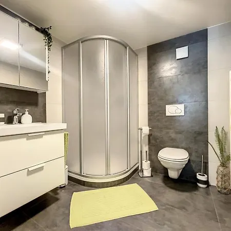 Apartament Moderne Avec Terrasse Et Piscine A Chatel Sur